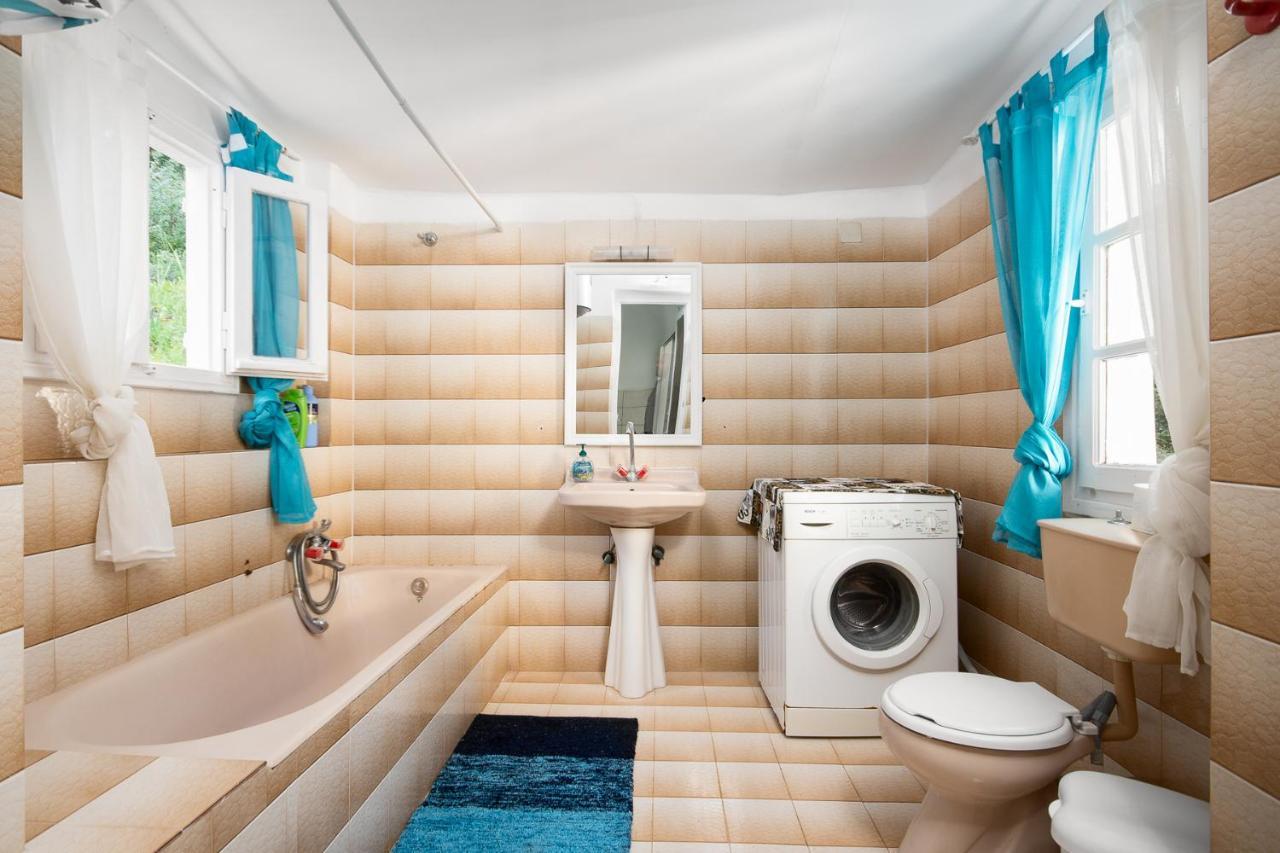 Villa Spiaggia Bianca Dafnila Exteriér fotografie