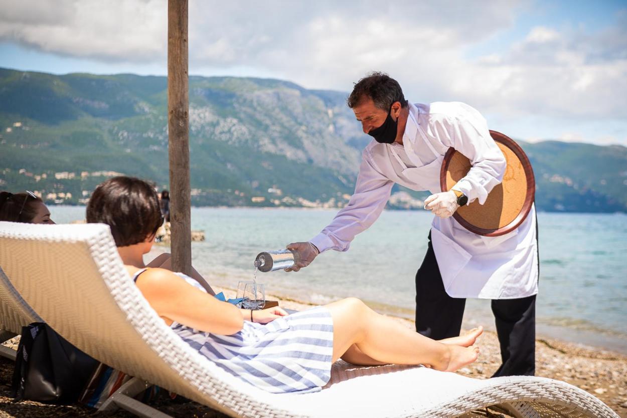 Villa Spiaggia Bianca Dafnila Exteriér fotografie