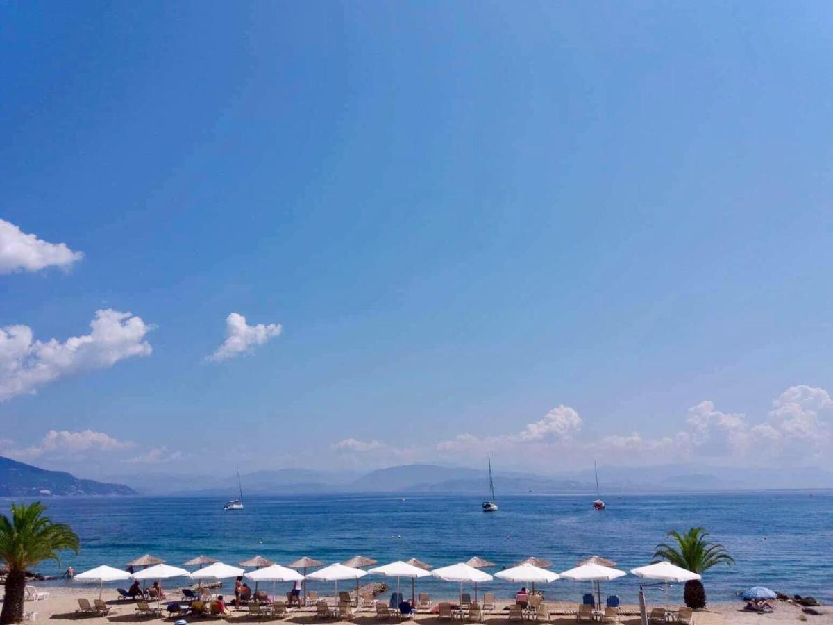 Villa Spiaggia Bianca Dafnila Exteriér fotografie